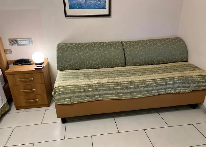 ホテル Mare Pineta バーリ